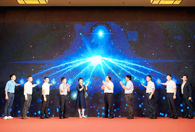 万古科技出席宁波人才市场杭州湾新区分市场揭牌仪式